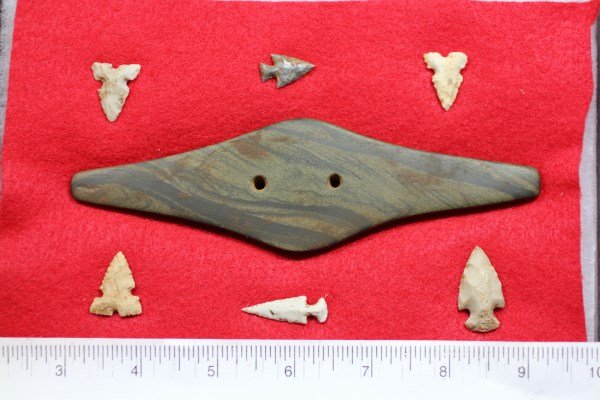 6 1/8" Gorget w/Six Birdstones, Madison Co., Illinois: 6 1/8" Gorget w/Six Birdstones, Madison Co., Illinois