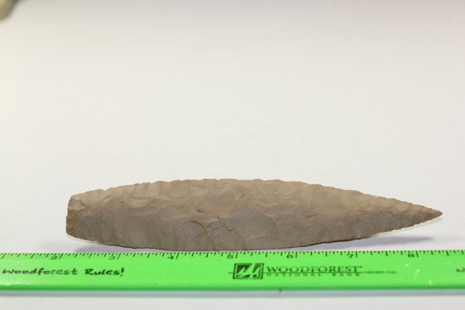 6 9/16"L Agate Basin Type Point: 6 9/16"L Agate Basin Type Point