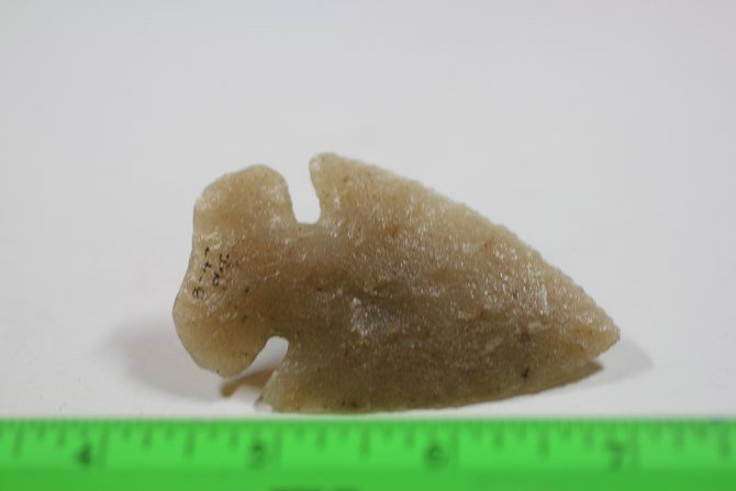2 7/8"L x 1 3/4'W Sugar Quartz Thebes, N. Ill, Ex Lewis: 2 7/8"L x 1 3/4'W Sugar Quartz Thebes, N. Ill, Ex Lewis & Smith Coll.