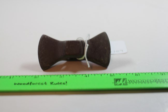 3"L x 1 1/2"W Bowtie Bannerstone: See Lot Title