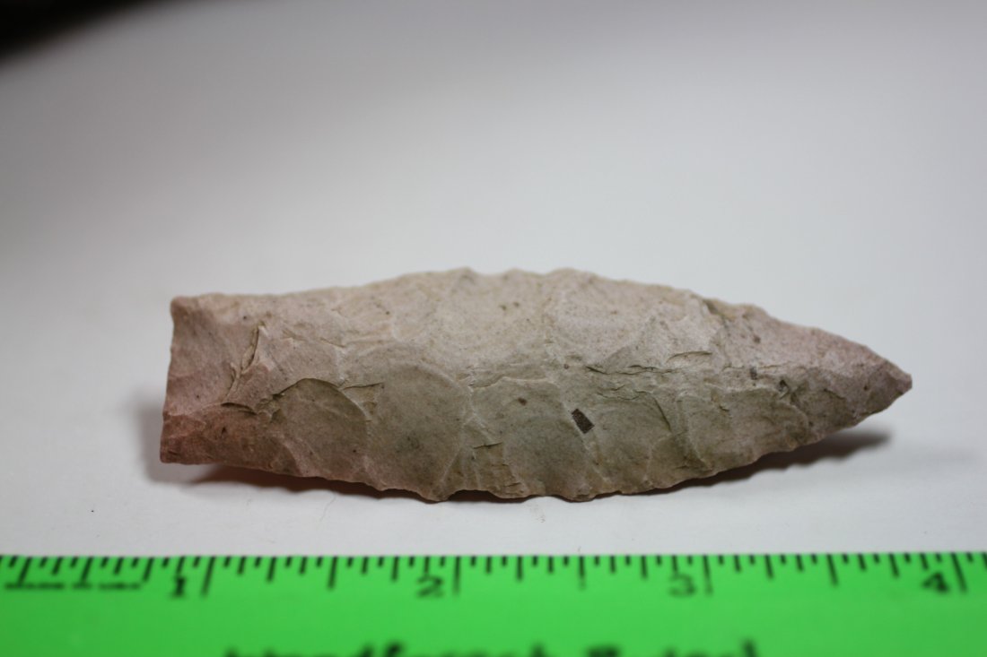 3 1/4" x 1 1/18" Agate Basin, Missouri Point (1 of 2)