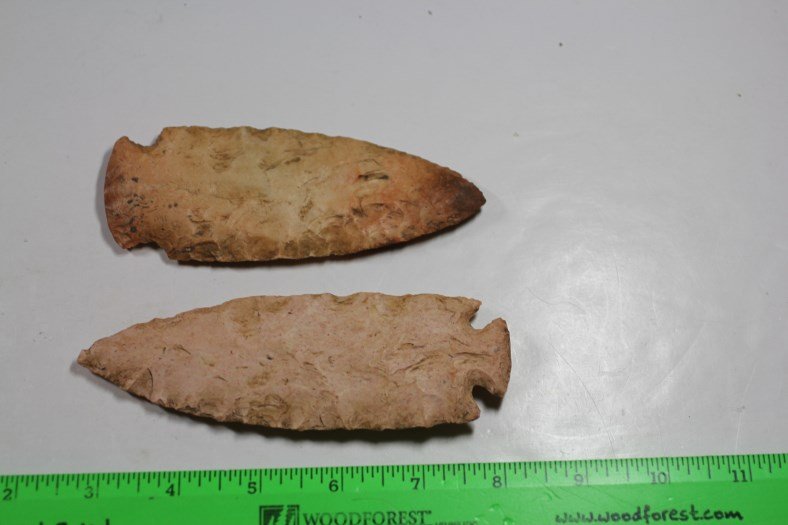 Two Large Missouri Points (1 of 2)