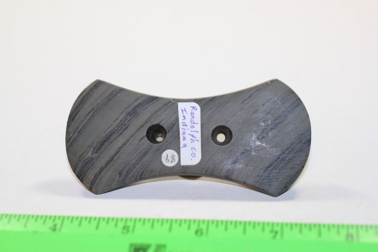 3 11/16'L x 1 3/4'W Gorget, Randolph co., Illinois (1 of 1)