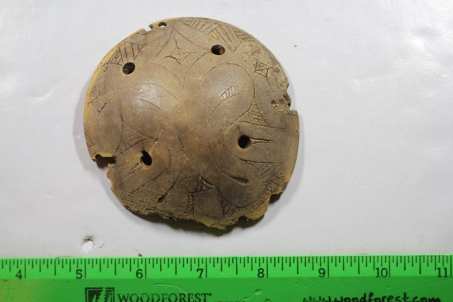 3 7/8"W Engraved Bone Gorget, Calhoun Co., Illinois: See Lot Title
