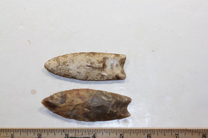 3 1/8' Clovis & 3 3/8' Colorful Clovis, Missouri (1 of 2)