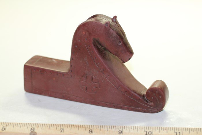 5 3/4 Catlinite Horse Effigy Pipe. South Dakota (1 of 1)