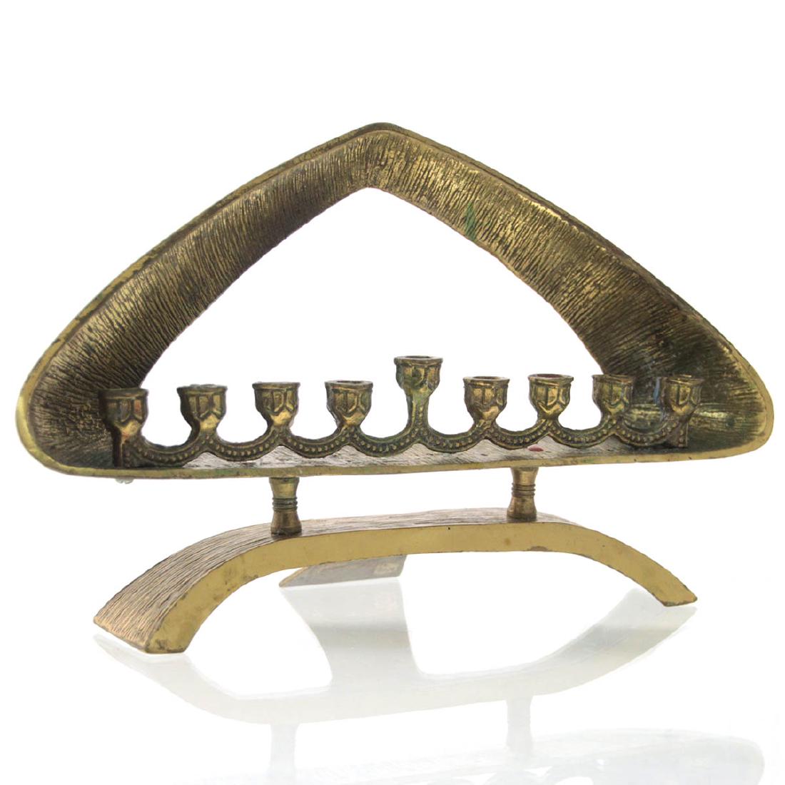 Brass Hanukkah Lamp Menorah, Judaica.: Brass Hanukkah Lamp Menorah, Judaica. Height: 16cm. Width: 27cm.