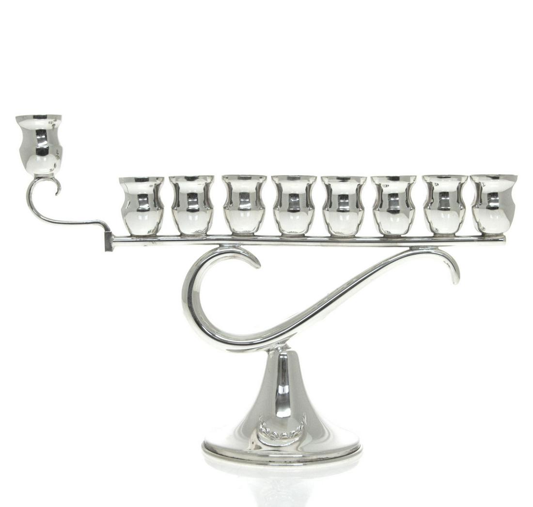 Sterling Silver Hanukkah Lamp Menorah, Judaica.: Sterling Silver Hanukkah Lamp Menorah, Judaica. Marked. Height: 18cm. Length: 27cm. 194gr.