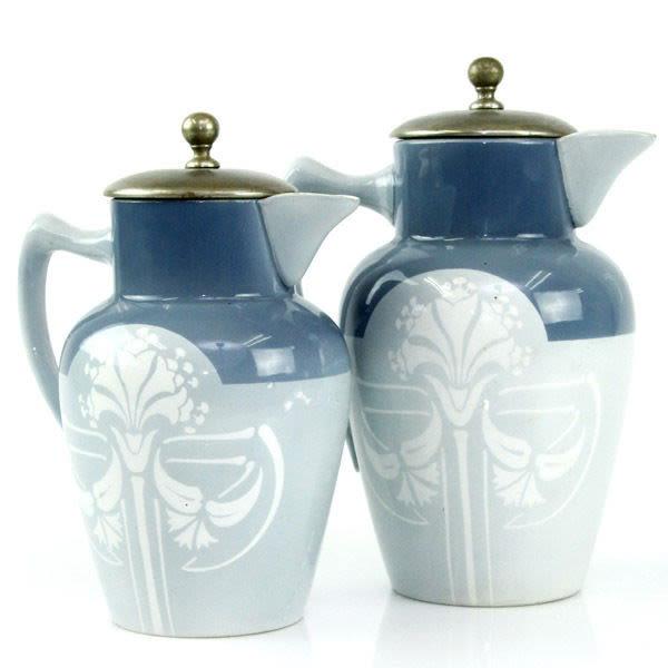 Art Nouveau Graduated Pair of Porcelain Milk Jugs, E. (1 of 5)