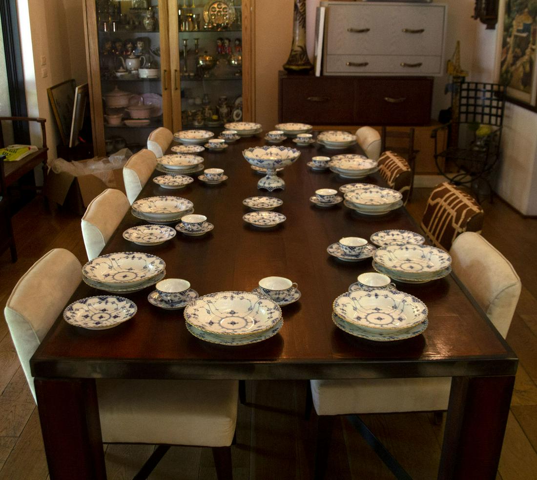 Royal Copenhagen Blue Lace 61pcs Service Set. (1 of 8)