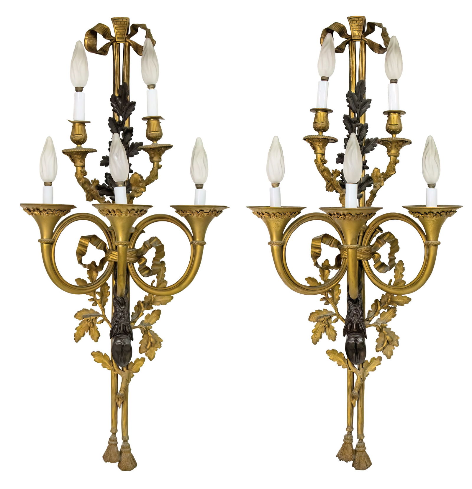 Beautiful Pair of French Gilt Bronze Wall Sconces, Early 20th Century. (1 of 2)