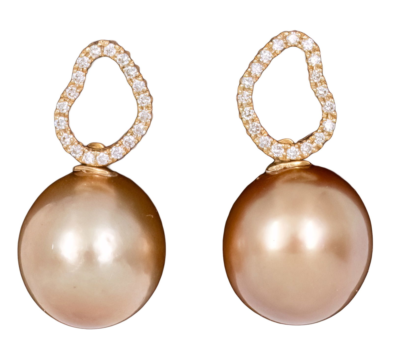 YVEL Pair of 18k Gold Pearl and Diamond Earrings. (1 of 4)