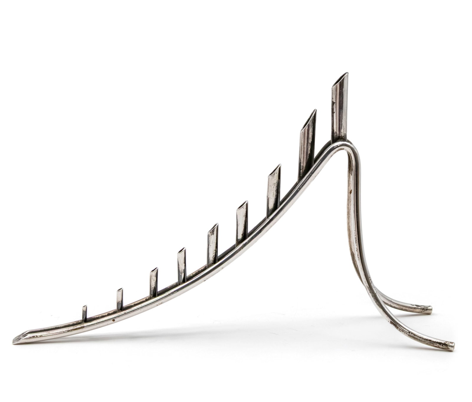 Unusual Sterling Silver Hanukkah Lamp Menorah, Judaica.: Unusual Sterling Silver Hanukkah Lamp Menorah, Judaica. Marked. Height: 9cm. Length: 14.5cm. 41gr.