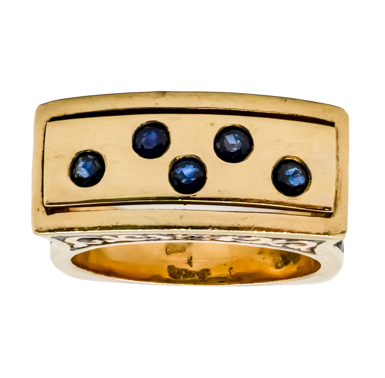 14k Yellow Gold Sapphire and Enamel Ring.: 14k Yellow Gold Sapphire and Enamel Ring. Five Sapphires, foliage pattern to the all sides over black enamel. Marked. Size: 7.5. 14.41gr