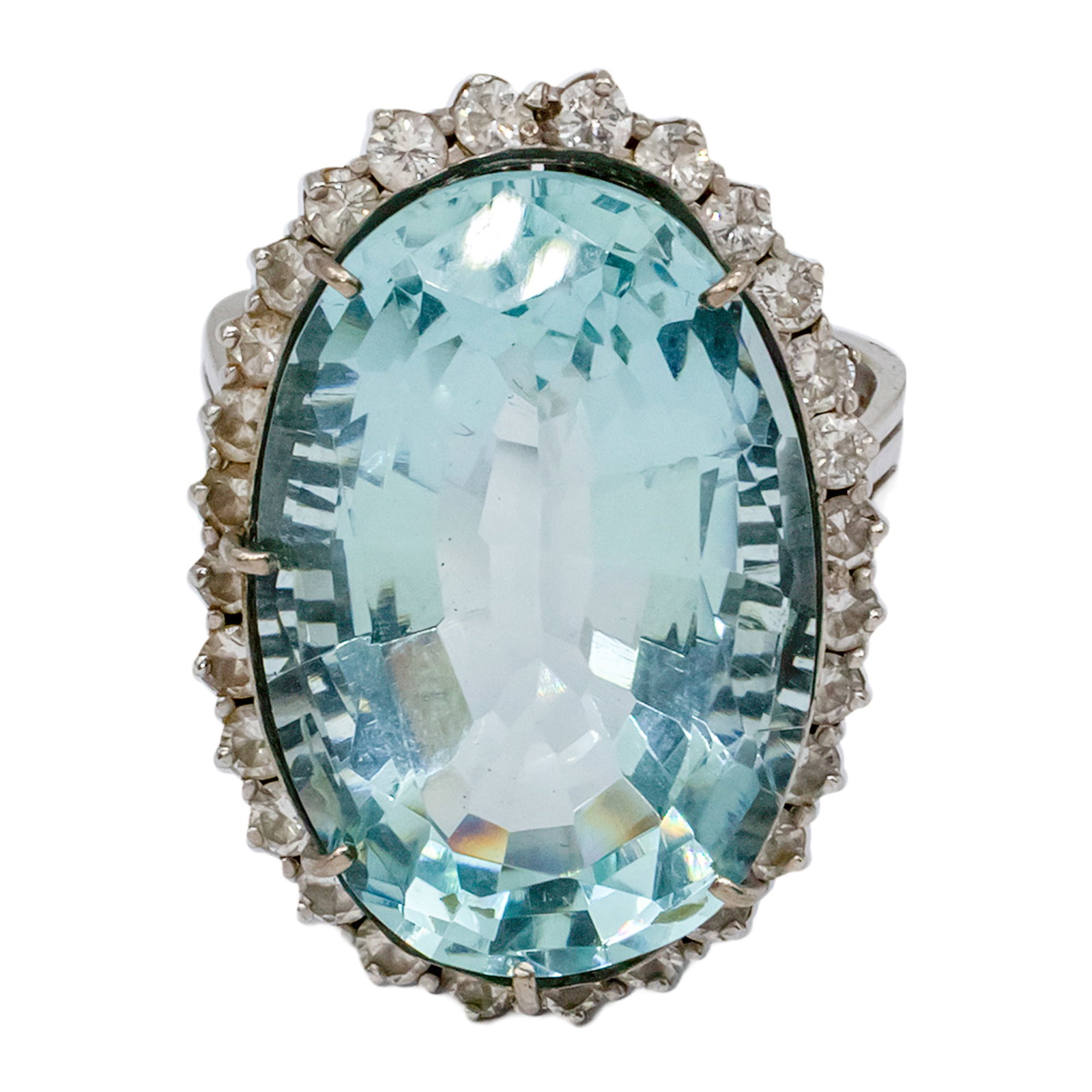 18k White Gold Aquamarine and Diamond Ring. (1 of 1)