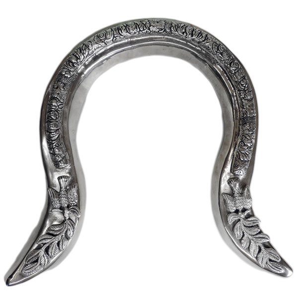 Spanish Colonial Silver Horse Bridle, Circa 1800.: Rare Spanish Colonial Antique Silver Horse Bridle, South America, Circa 1800. U - form with flared ends decorated with stylized foliage and applied birds with a branch in their mouth. Length - 23cm /