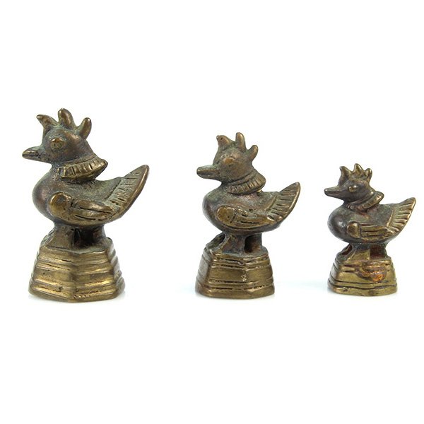 3 Antique Chinese Bronze Graduating Duck Opium Weights. (1 of 3)