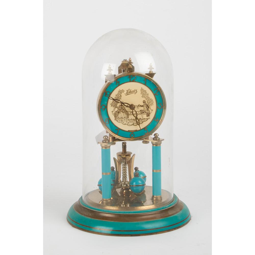 OROLOGIO in metallo smaltato entro campana. Italia XX: OROLOGIO in metallo smaltato entro campana. Italia XX secolo Misure: h cm 30