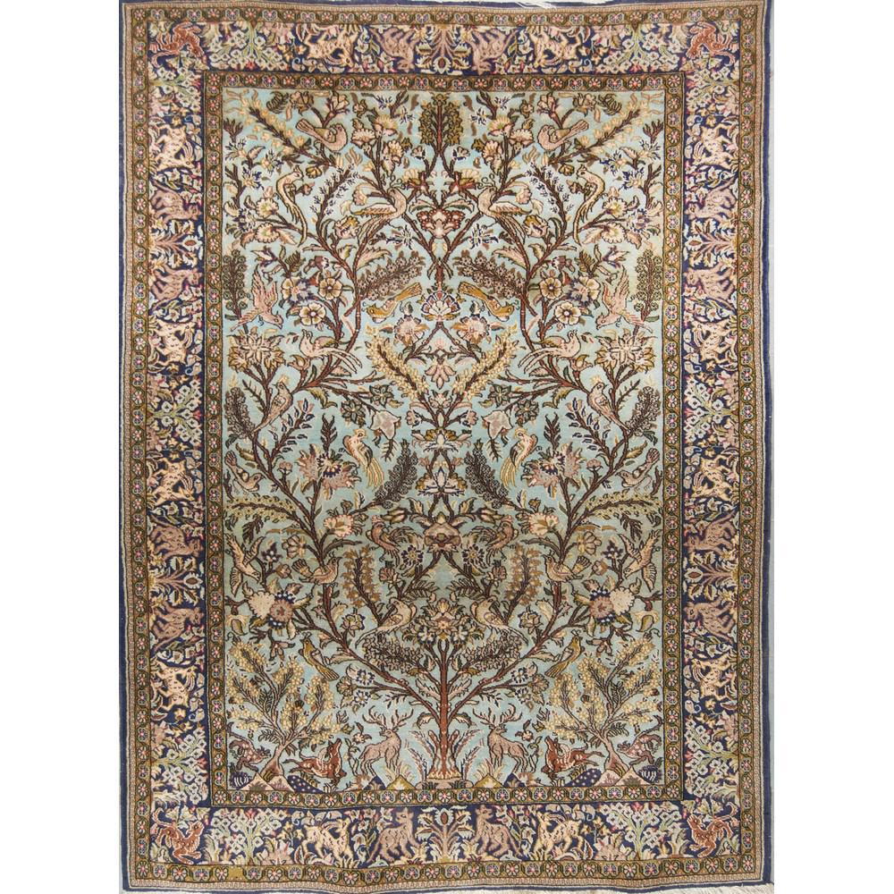 TAPPETO Qum Shareaza, trama e ordito in cotone, vello: TAPPETO Qum Shareaza, trama e ordito in cotone, vello in lana, inserti in seta. Persia XX secolo Misure: cm 202 x 145