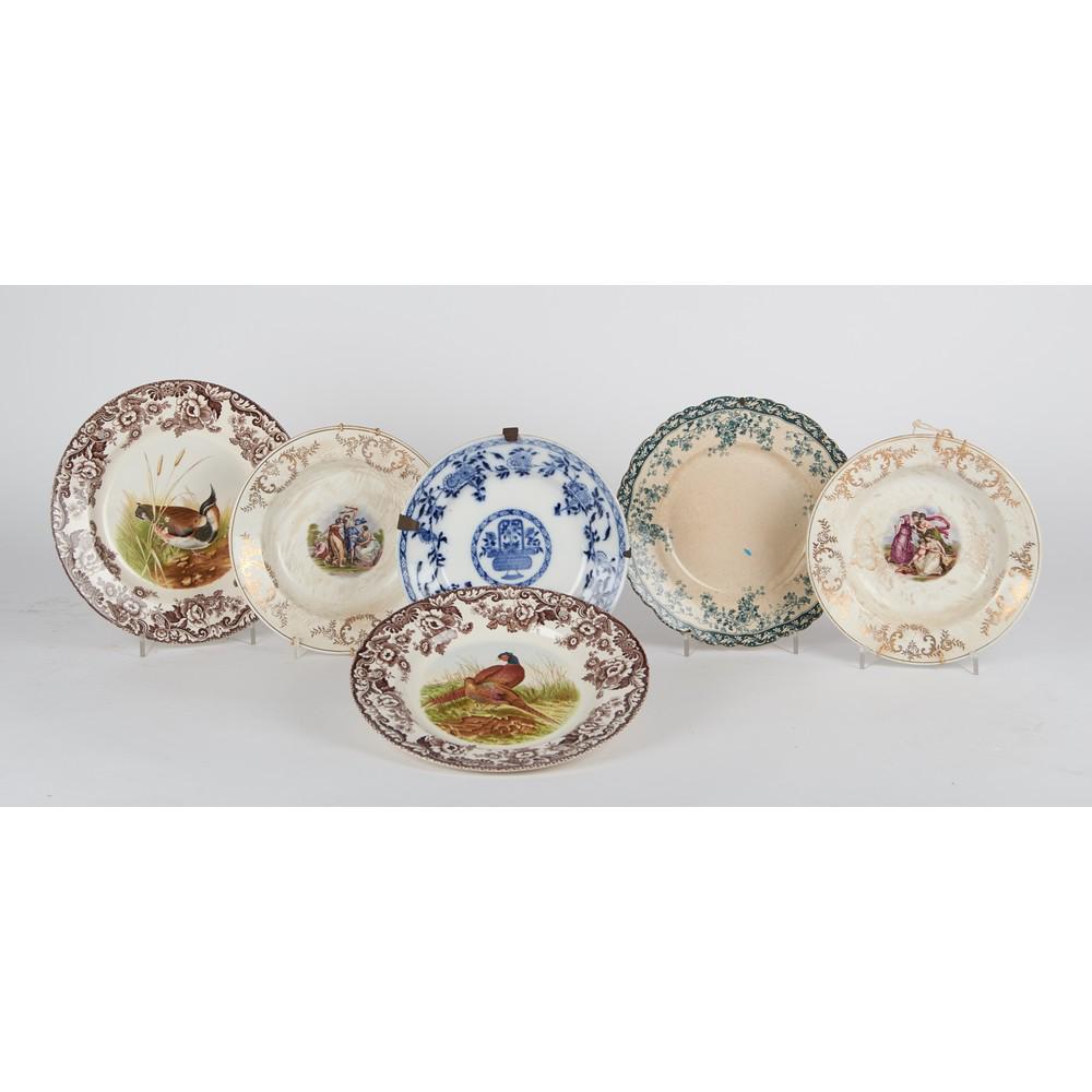 SEI PIATTI in ceramica (usure). Primi '900 Misure:: SEI PIATTI in ceramica (usure). Primi '900 Misure: varie