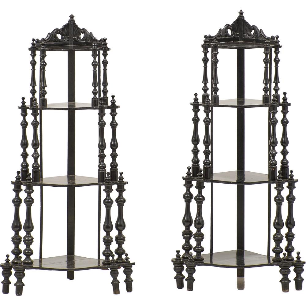 COPPIA DI ANGOLIERE a quattro ripiani (1 of 1)