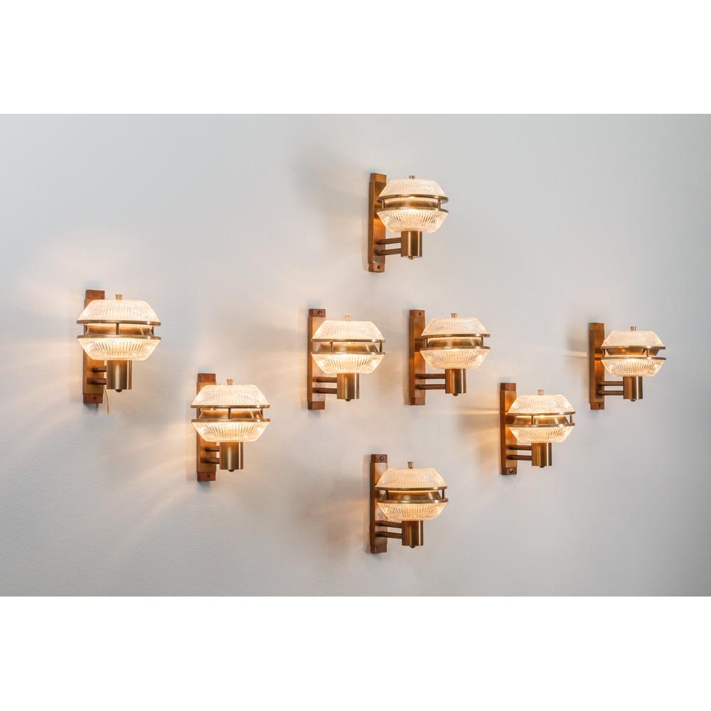 GAETANO SCIOLARI, Otto lampade da parete (1 of 1)