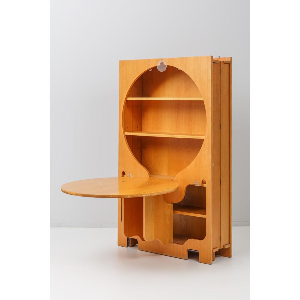 MOBILIFICIO CANTU’, Mobile-credenza antropomorfa (1 of 1)