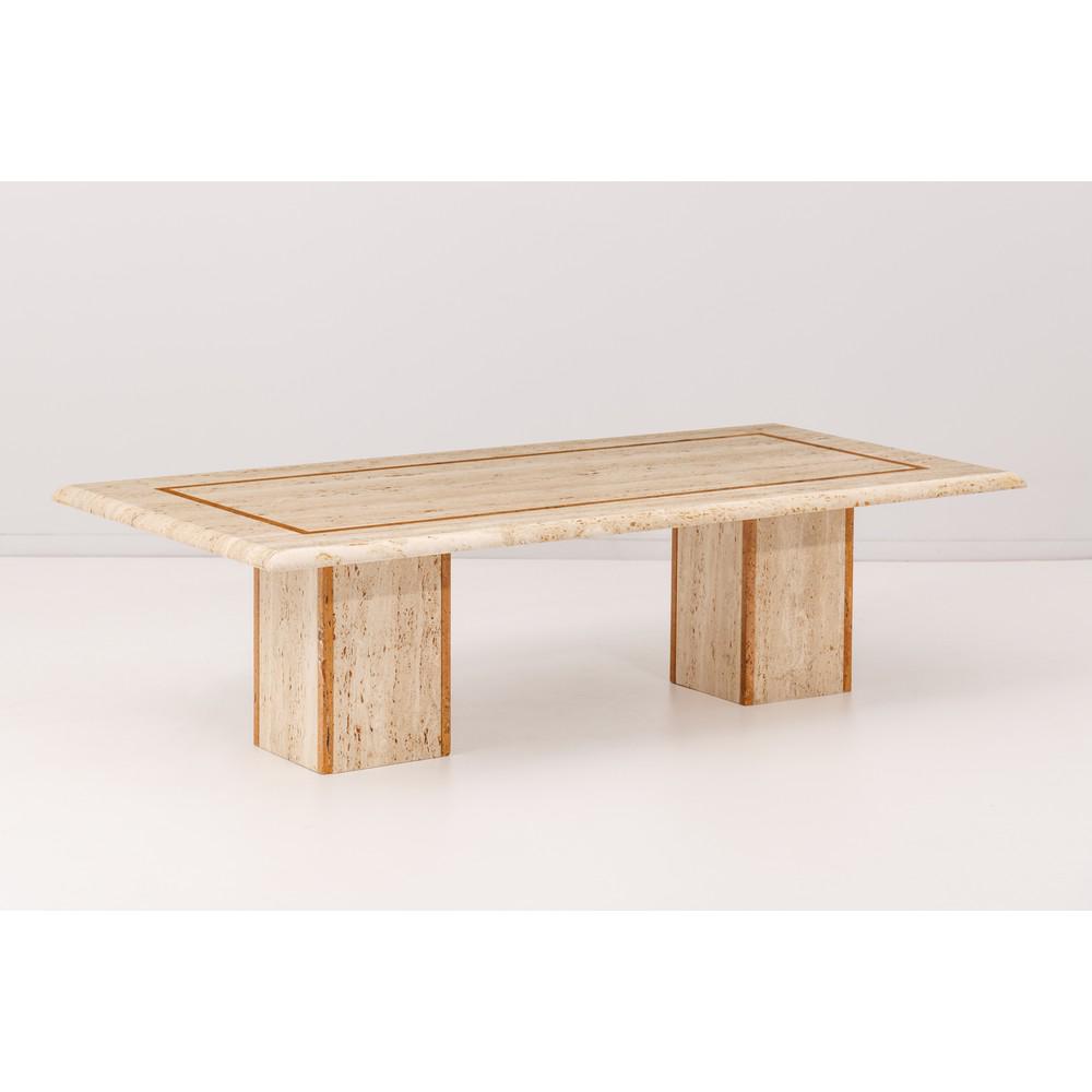 PRODUZIONE ITALIANA 1970 ca., Tavolo basso in travertino (1 of 1)