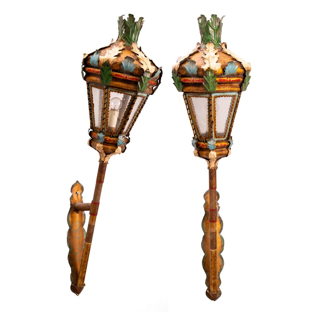 MANIFATTURA VENETA PRIMI '900, Coppia di lanterne da muro (1 of 1)