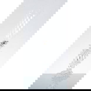 BACCARAT, Candeliere: BACCARAT Candeliere ad una luce in vetro baccarat elettrificato. cm Alt. 54.