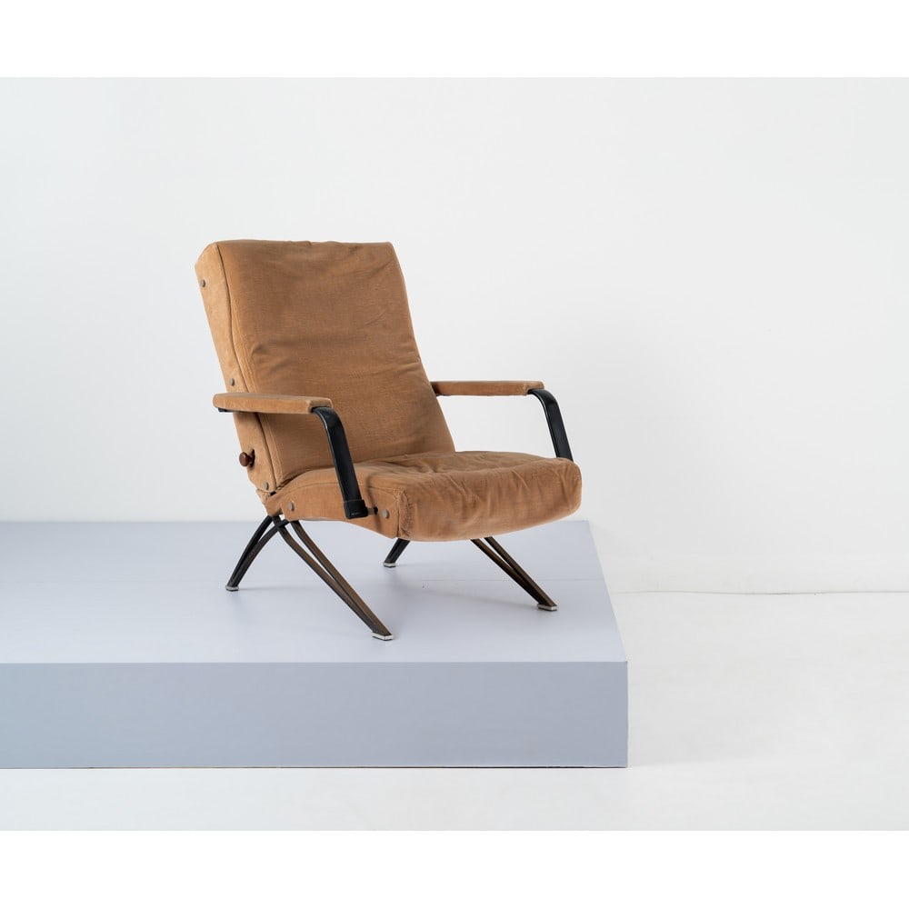 GIANNI MOSCATELLI, Poltrona reclinabile modello “Milly”: GIANNI MOSCATELLI Produzione Formanova, Italia 1960 ca. Poltrona reclinabile modello “Milly”, struttura in metallo con imbottitura in schiuma e rivestimento in tessuto di velluto di colore
