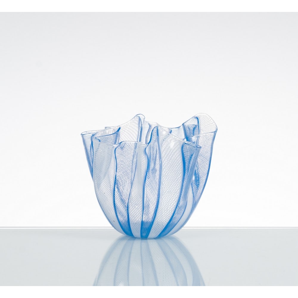 PAOLO VENINI E FULVIO BIANCONI, Vaso modello “Fazzoletto” (1 of 1)