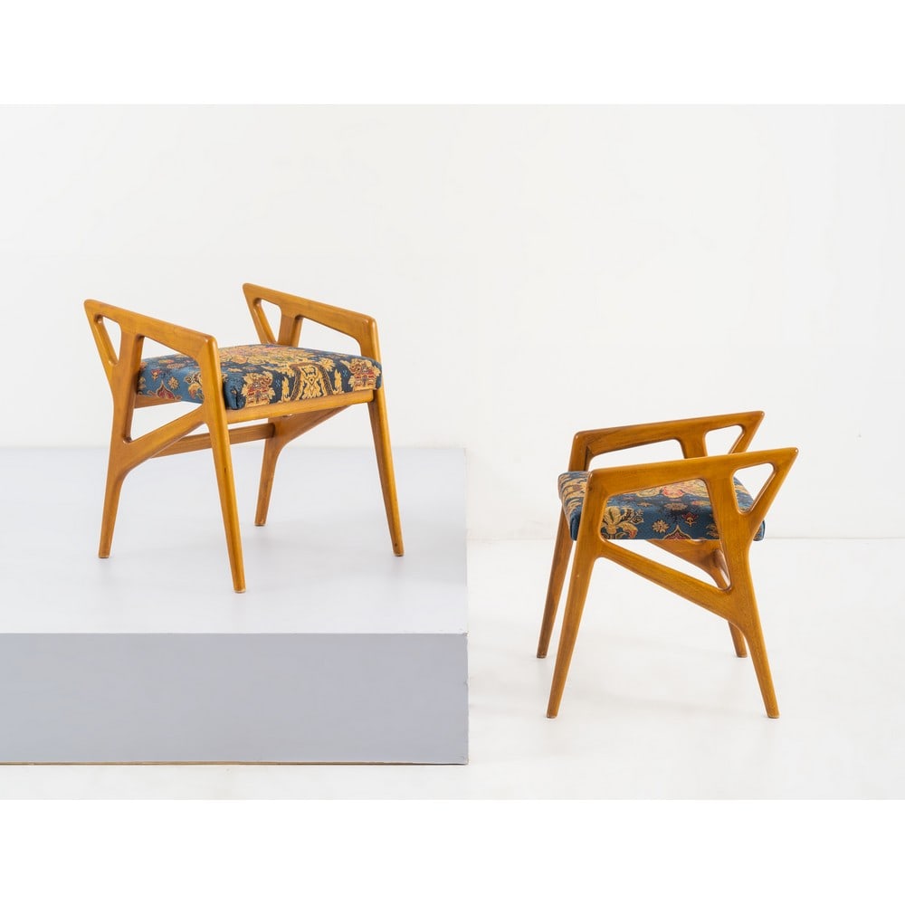 GIO PONTI, Coppia di sgabelli (1 of 2)