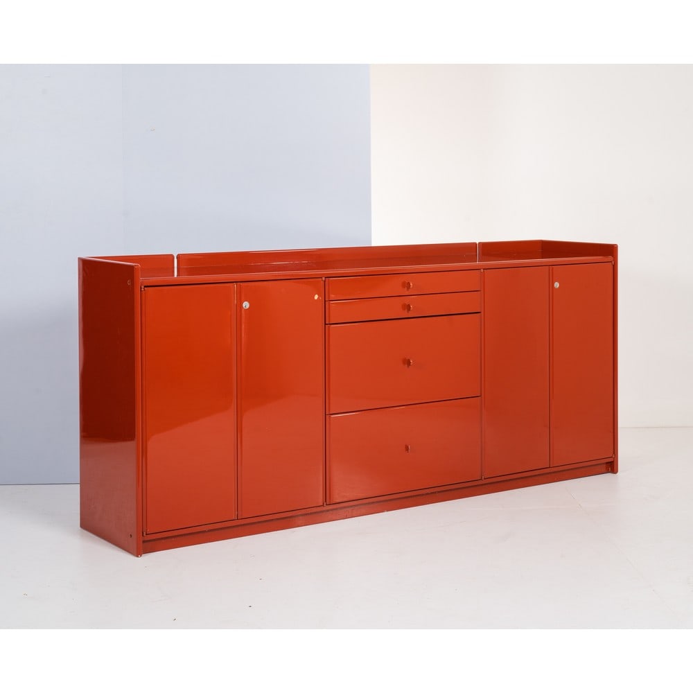 POLTRONOVA, Sideboard (1 of 1)