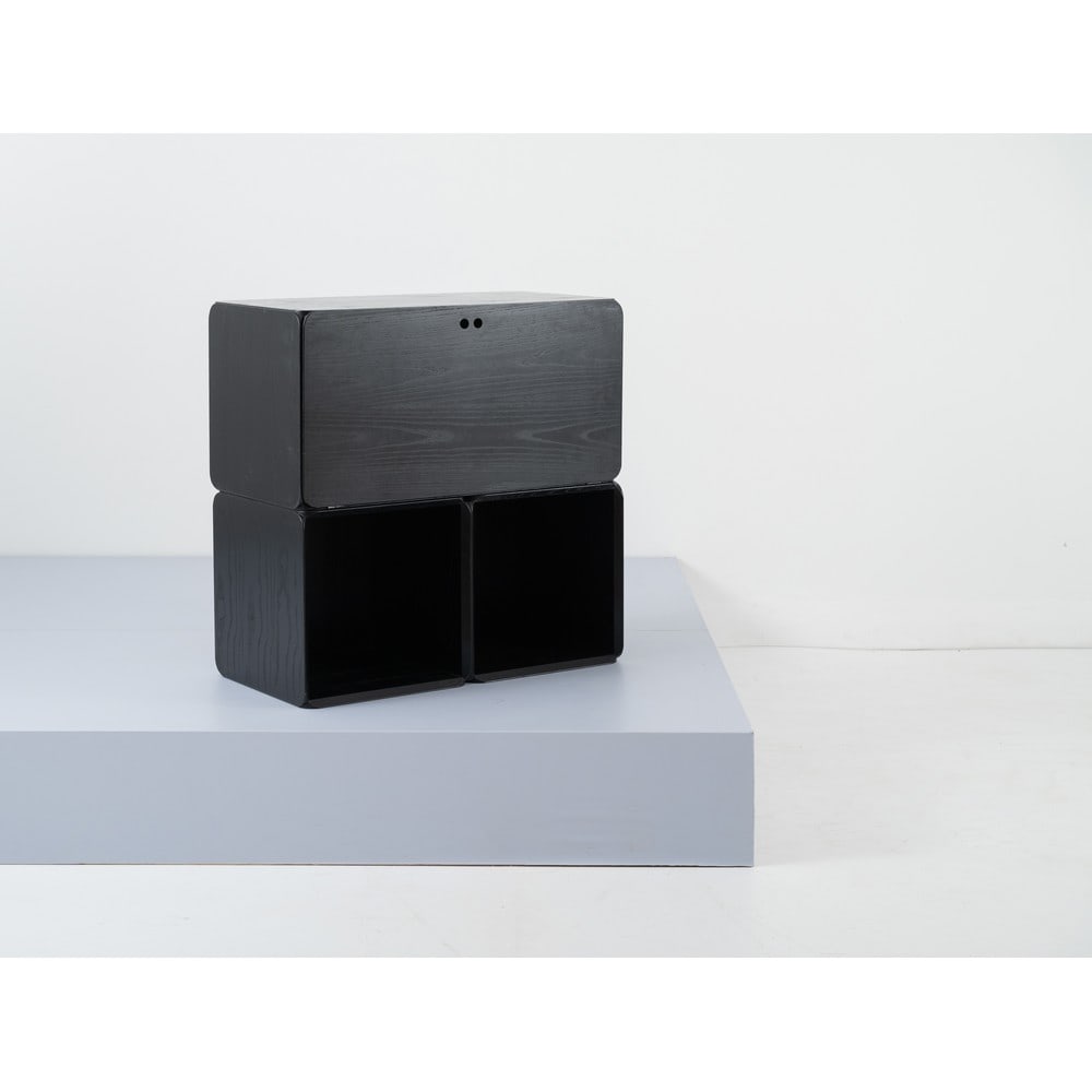 DERK JEAN DE VRIES, Mobile contenitore (1 of 3)