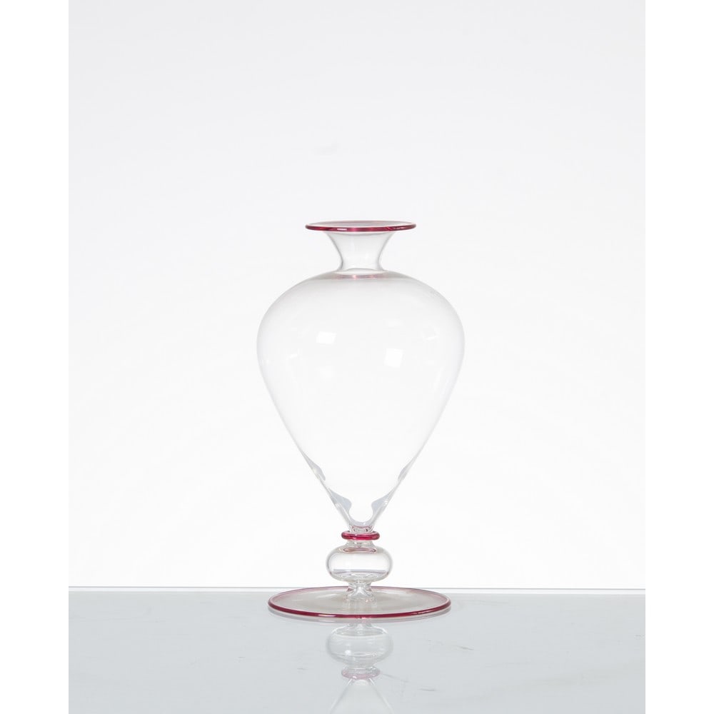 LA MURRINA, Vaso "Veronese": LA MURRINA Produzione Murano, Italia 1980 ca. Vaso "Veronese" in vetro soffiato incolore, corpo a goccia, collo stretto e svasato, bocca circolare piana, base circolare. Bocca, piede, gambo e attaccat