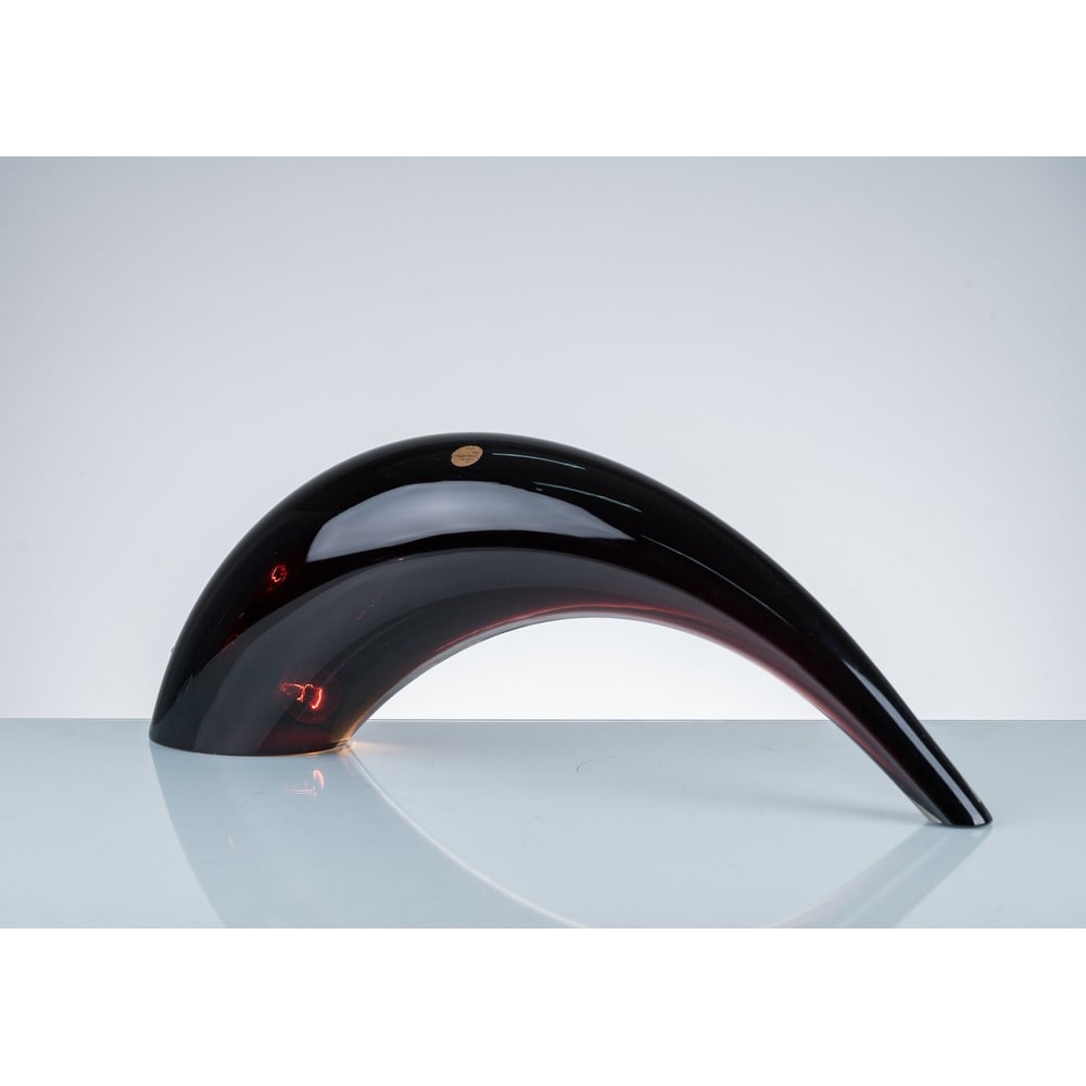 LINO TAGLIAPIETRA, Lampada da tavolo modello “Formichiere”: LINO TAGLIAPIETRA Produzione La Murrina, Italia 1971 ca. Lampada da tavolo ad una luce modello “Formichiere” in vetro seppia ed incolore, corpo curvato. Murrina ed etichetta di produzione.