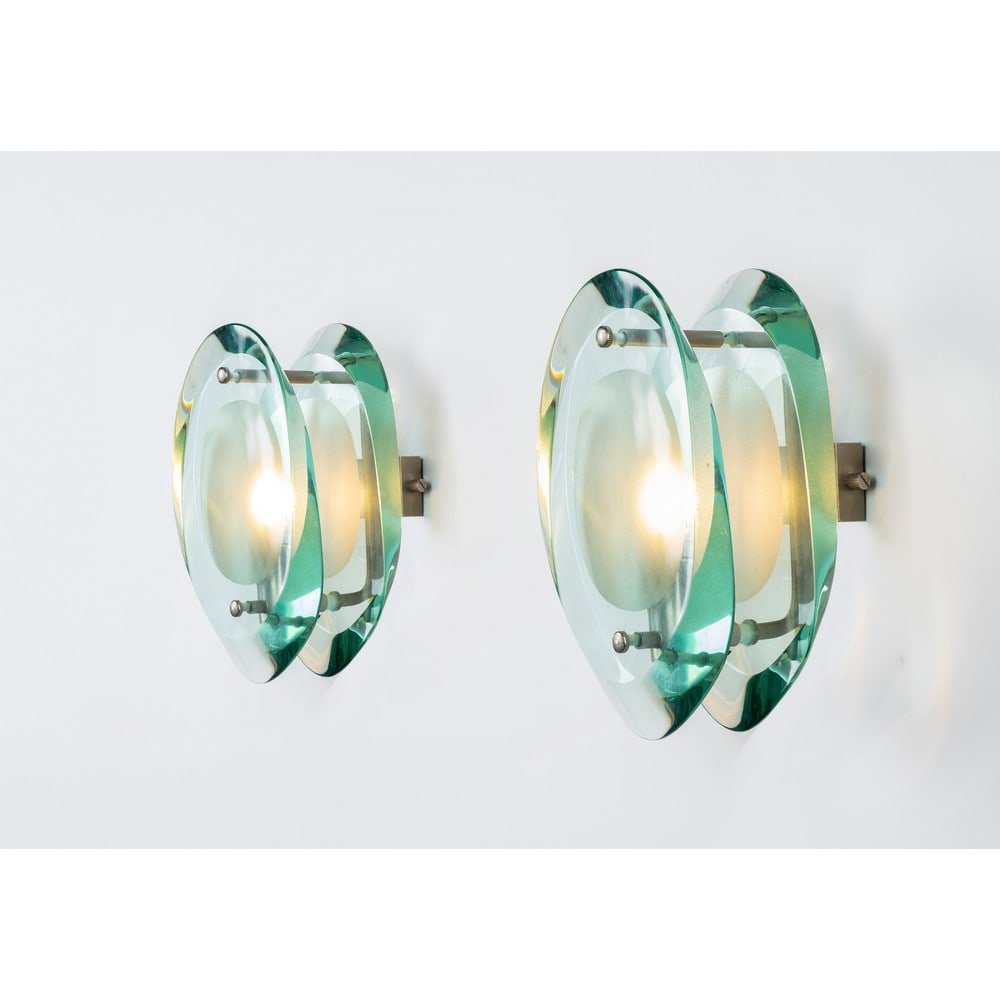 MAX INGRAND, Coppia di lampade da parete modello “2093” (1 of 3)
