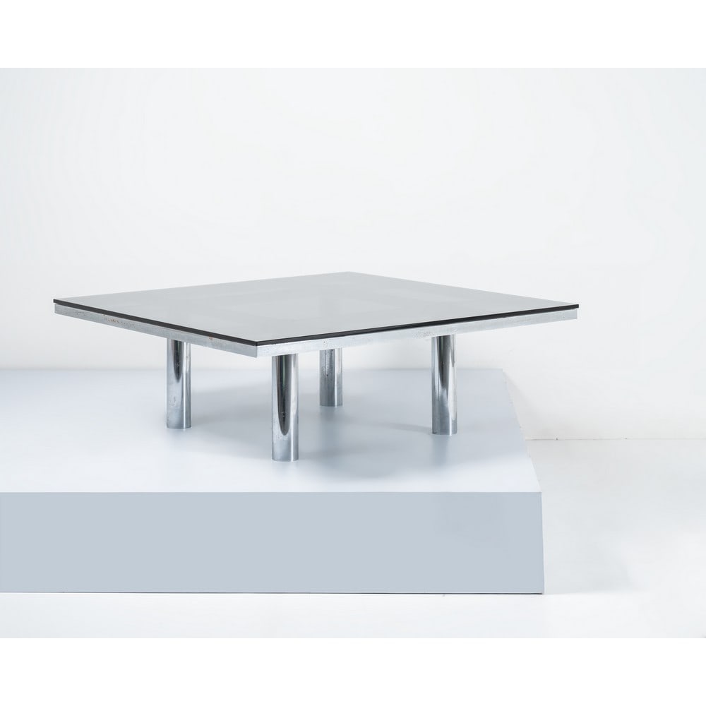 AFRA E TOBIA SCARPA, Tavolo basso modello “Andrè” (1 of 1)