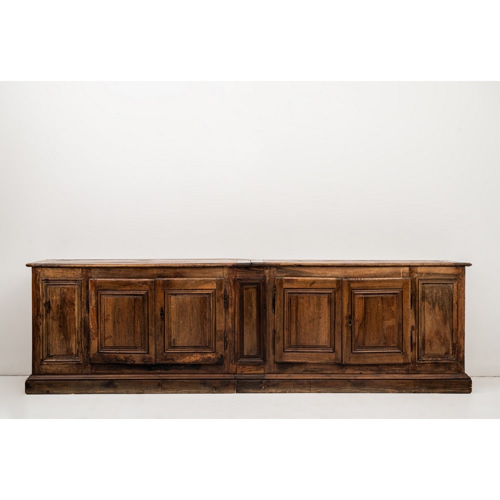 MANIFATTURA ITALIANA DEL XVIII SECOLO, Credenza (1 of 2)