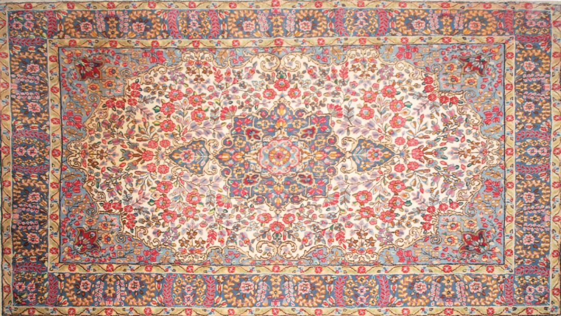 TAPPETO persiano. Misure: cm 248 x 151: TAPPETO persiano. Misure: cm 248 x 151