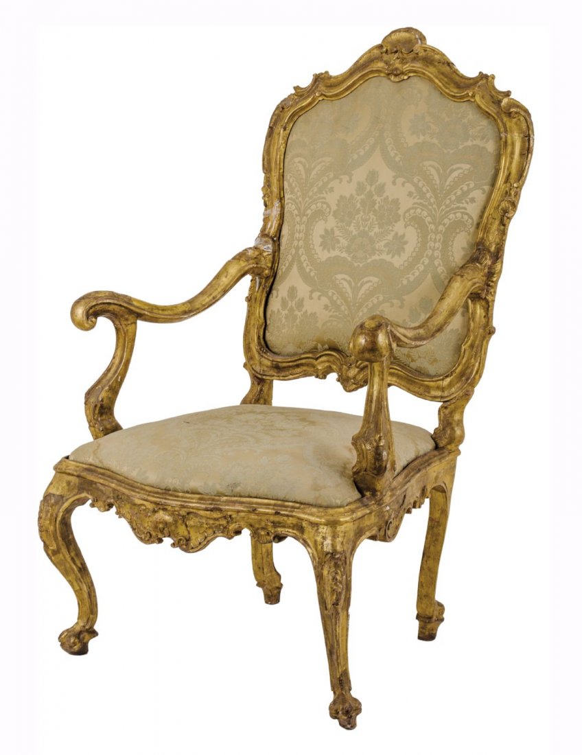 POLTRONA in legno dorato ad oro zecchino (seduta h cm: POLTRONA in legno dorato ad oro zecchino (seduta h cm 50). Veneto XVIII secolo Misure: h cm 124