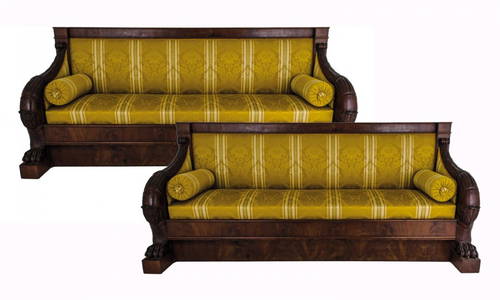 IMPORTANTE COPPIA DIVANI Impero in mogano e piuma di