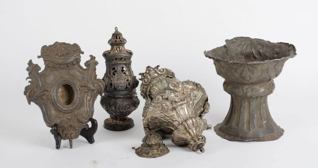 LOTTO composto da LAMPADA votiva in metallo, INCENSIERE (1 of 1)