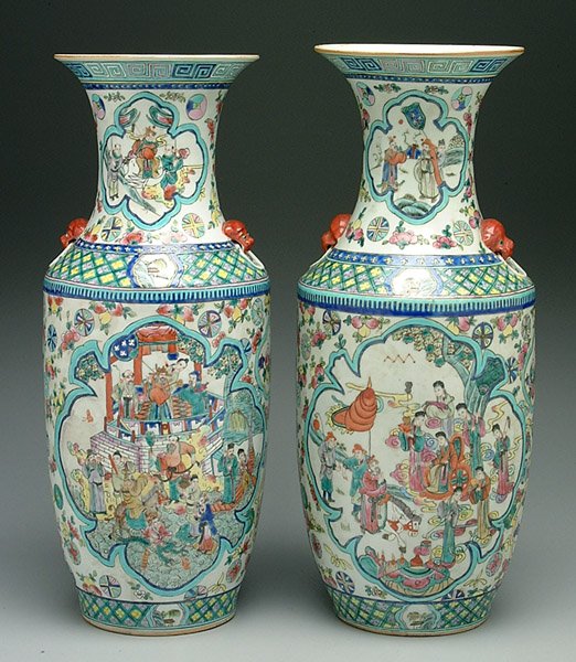 Pair Chinese porcelain urns,