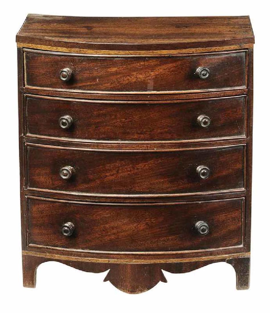 Hepplewhite Mahogany Miniature Bow Front Chest (1 of 4)