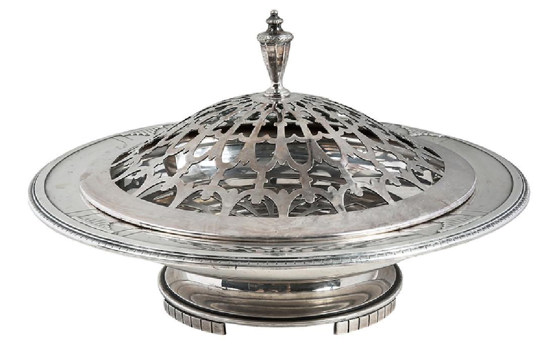 Wallace Rhythm Sterling Center Bowl (1 of 10)