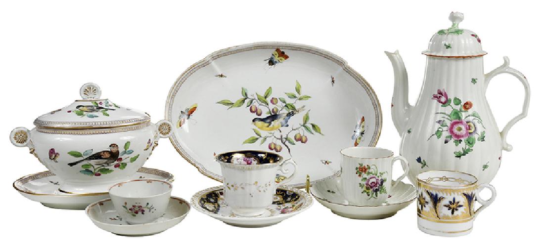 13 Pieces of Early Porcelain Tableware (1 of 9)