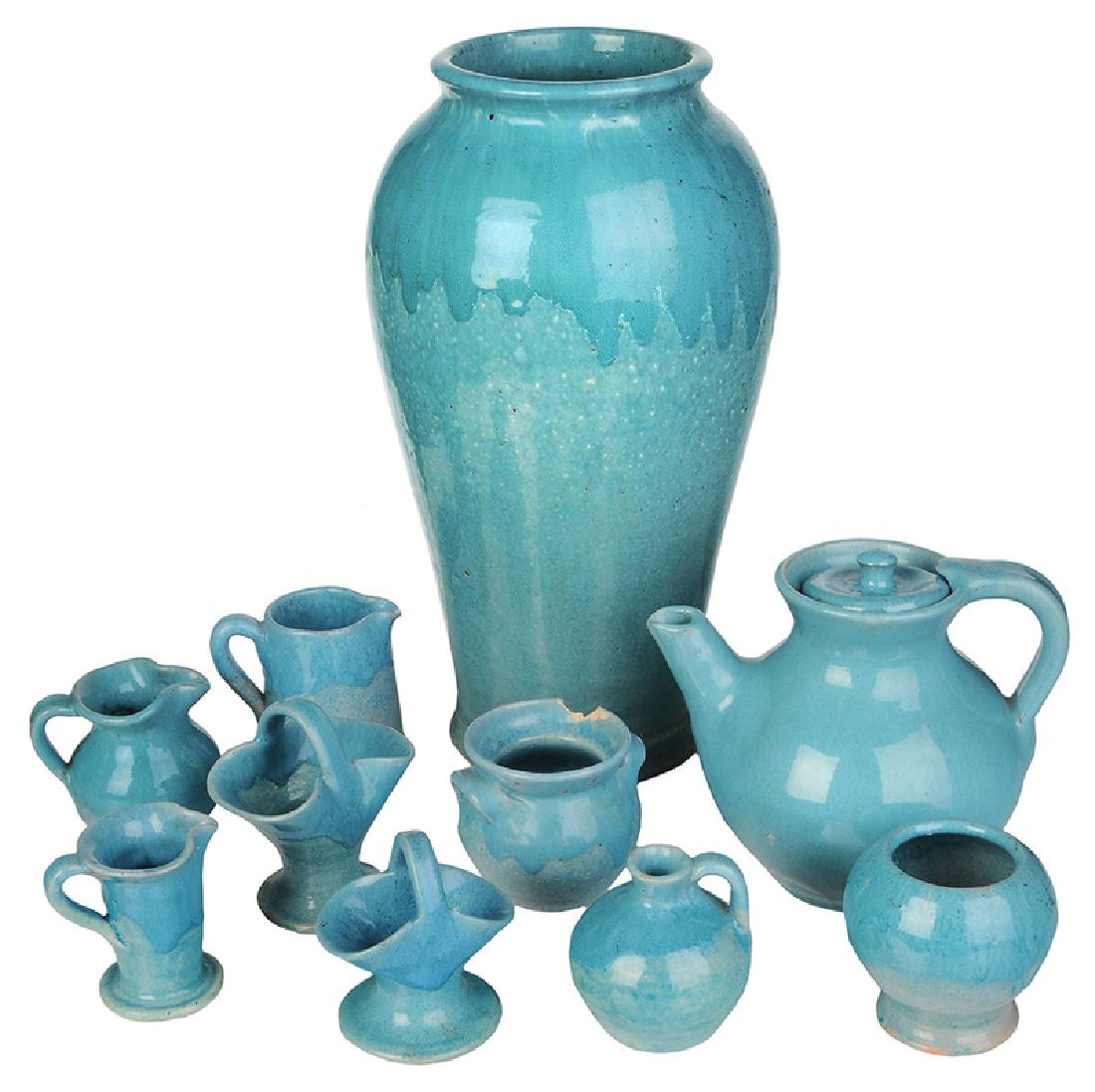 Ten Pieces of Mostly North State Pottery (1 of 10)