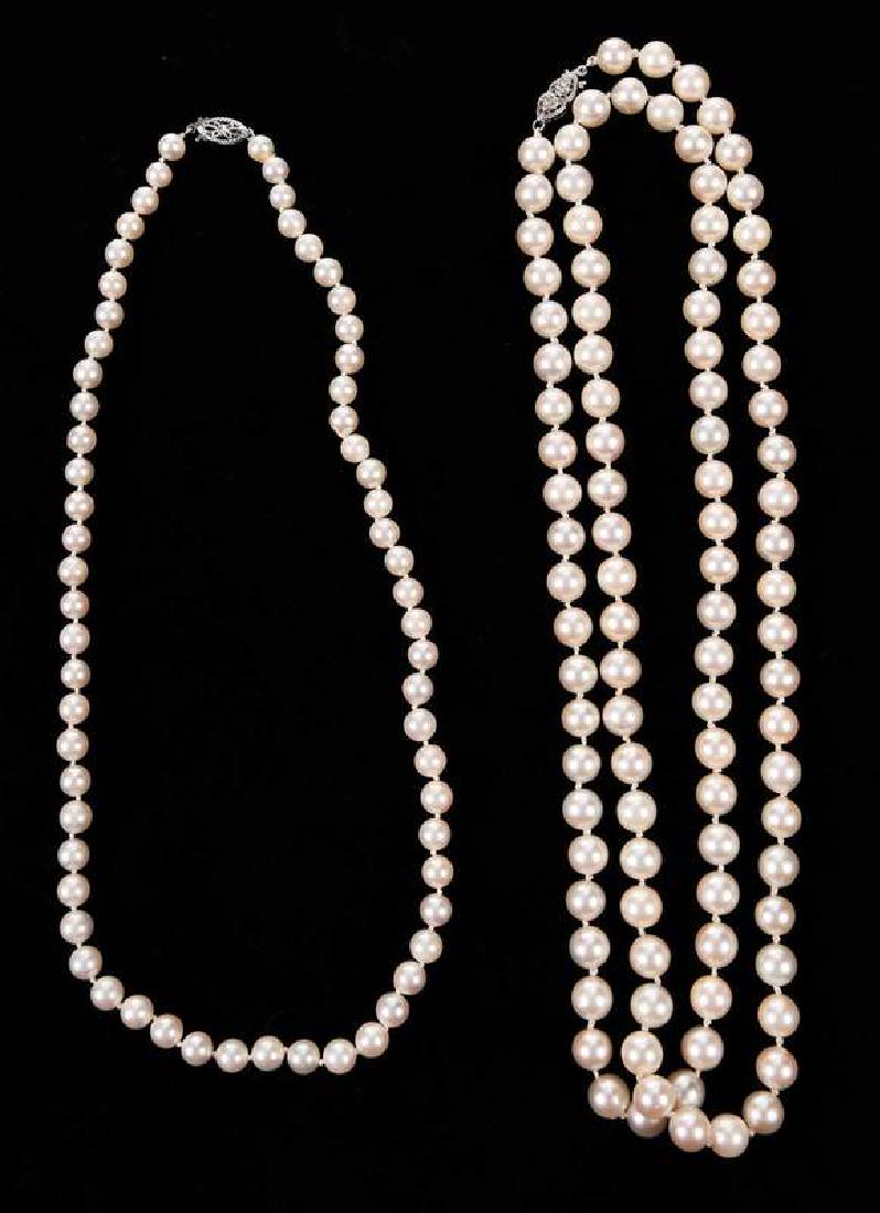Two Pearl Necklaces (1 of 6)